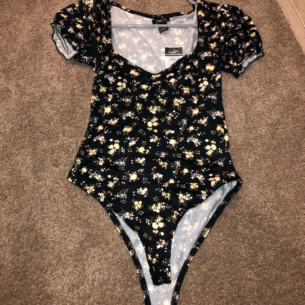 Rue 21 Floral Bodysuit
